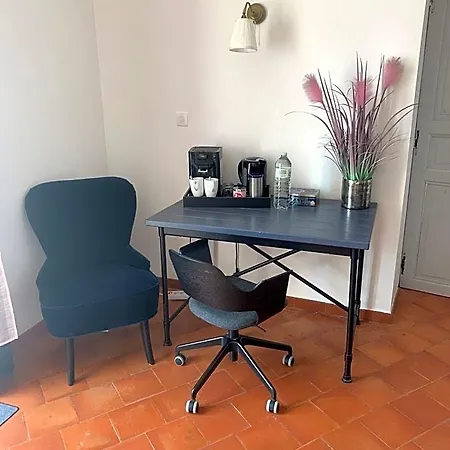 1 Jardin Bed & Breakfast 3*